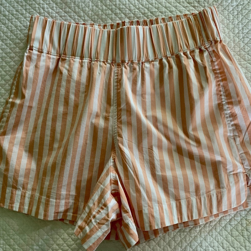 AYR The Staycation Short S
